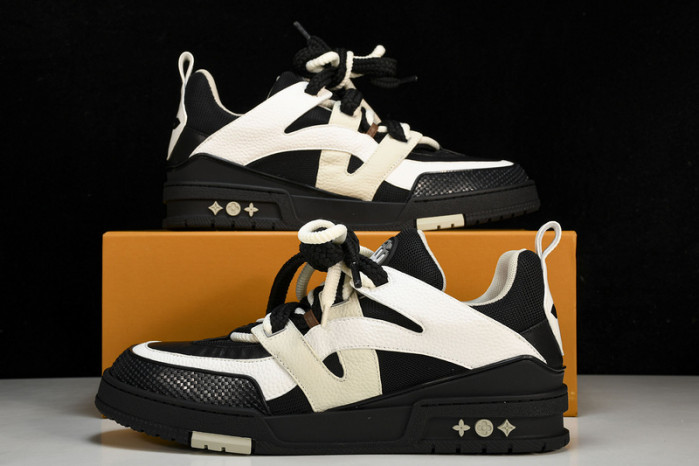 LV RUNNER SHOES