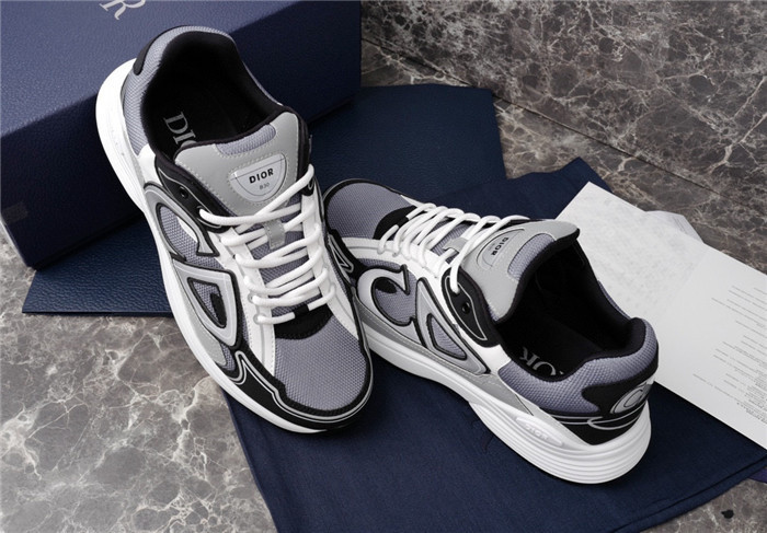 D*or b30 sneaker