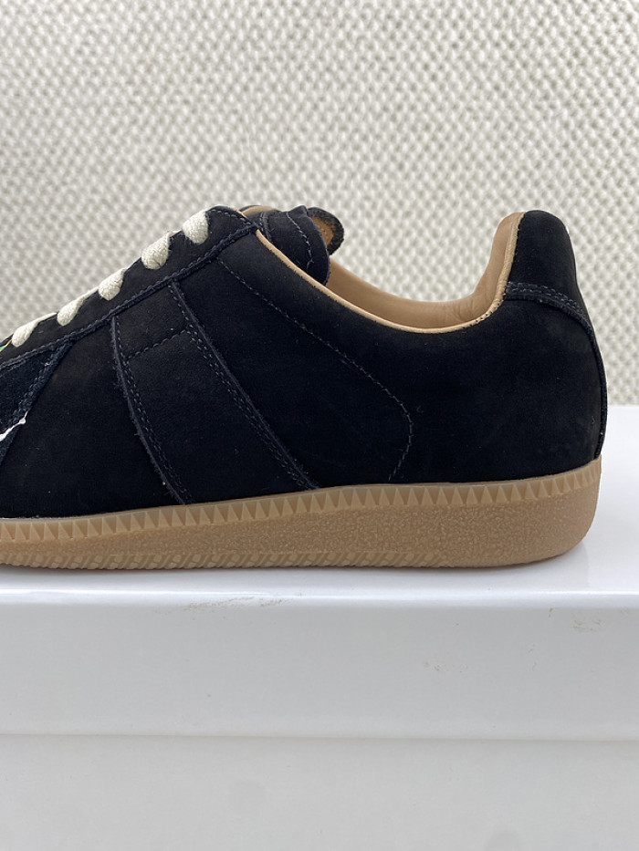 ma*s*n Ma*i*la gat sneaker
