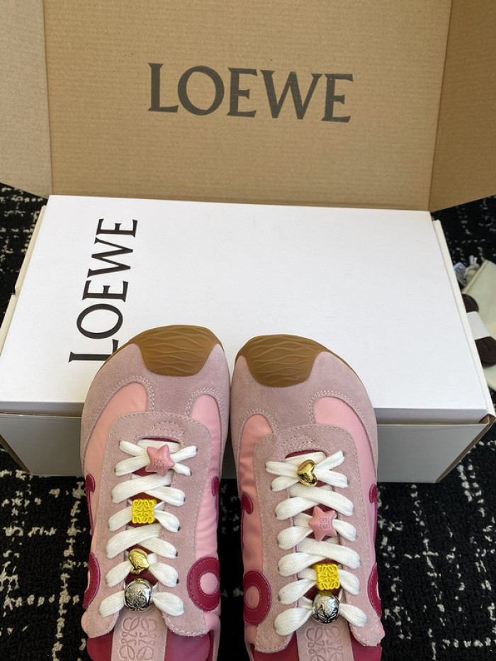 Loe*we Ballet Runner