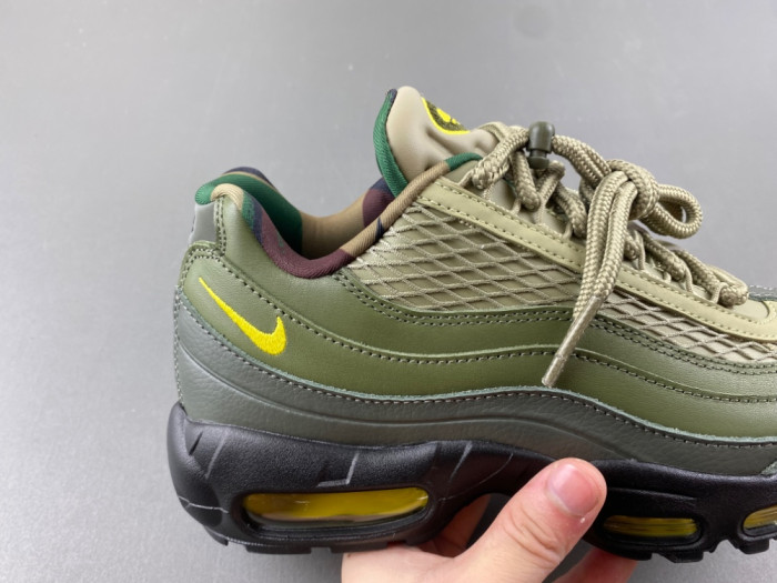 Nike Air Max 95 SP FB2709-300