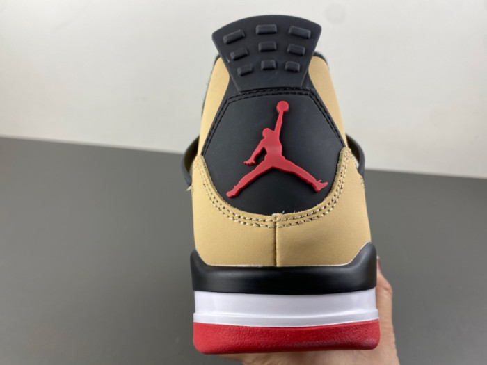 Air Jordan 4 Retro Pizza IH2094-200