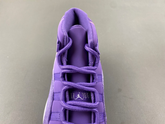 Air Jordan 11 Retro CT8012-555