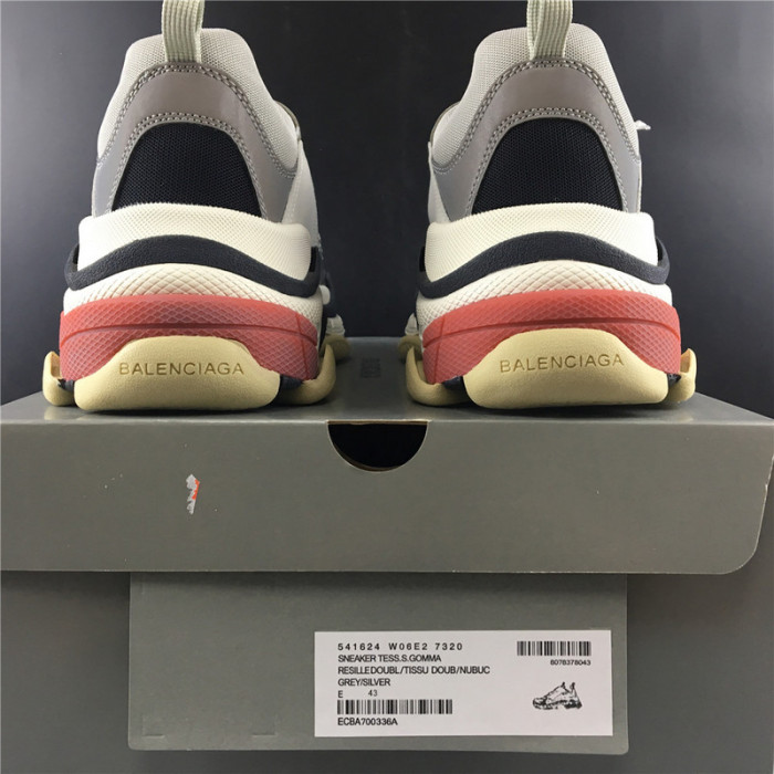 blcg sneaker triple.s.gomma grey silver 541624w06e27320