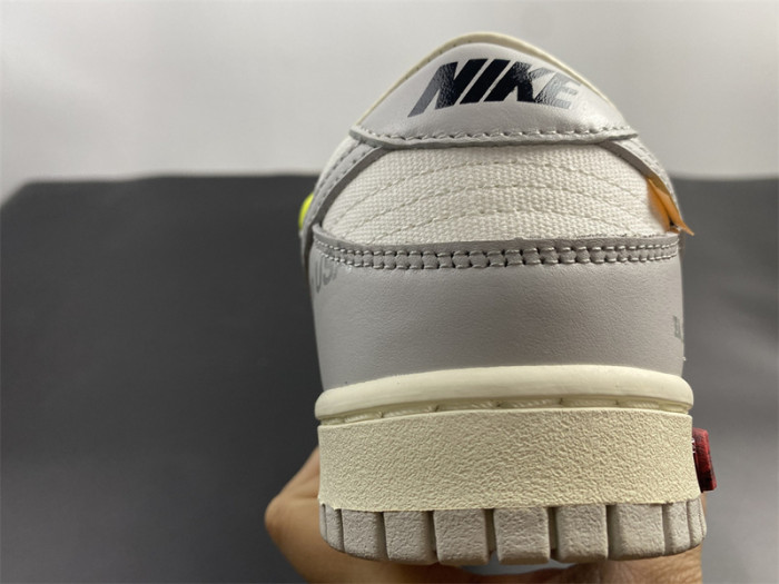 nike dunk low o-w lot 8 dm1602 106